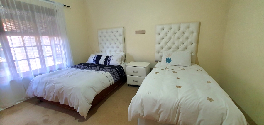 5 Bedroom Property for Sale in Winterhoek Park Eastern Cape